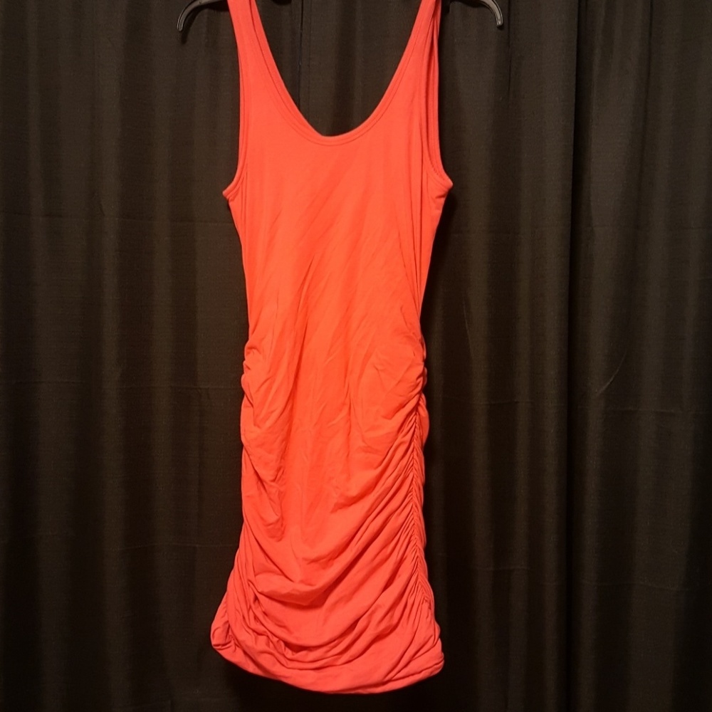 Pink short dress with ruching